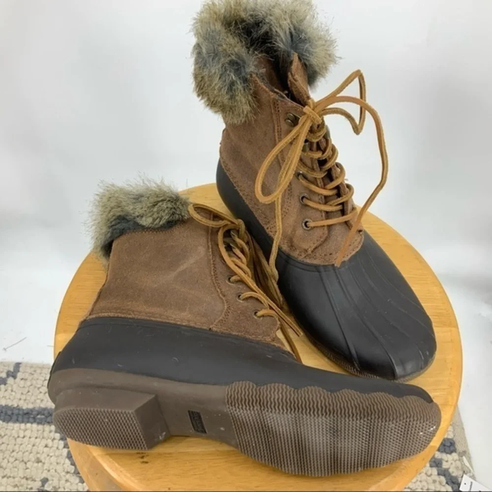 Sperrys faux fur  trimmed rubber duck boot 8.5